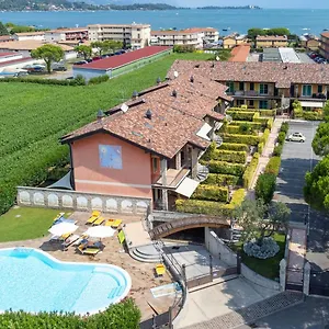 Di Garda A 300m - House In Manerba Holiday home Manerba del Garda